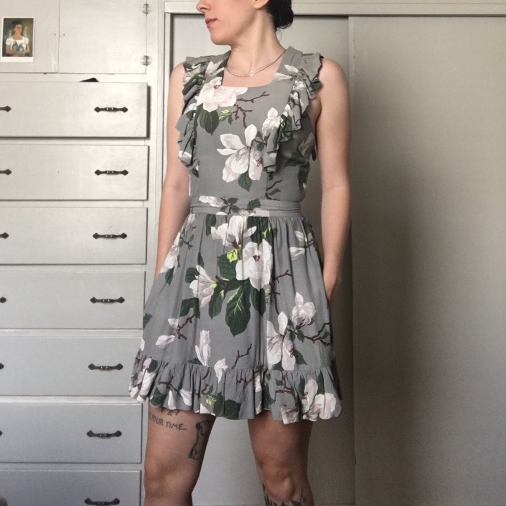 Trashy Diva Magnolia Print Apron Mini Dress Sz 6